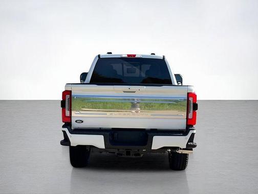 2025 Ford F-350 Platinum