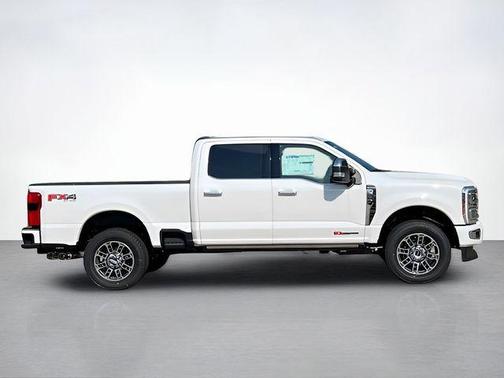 2025 Ford F-350 Platinum