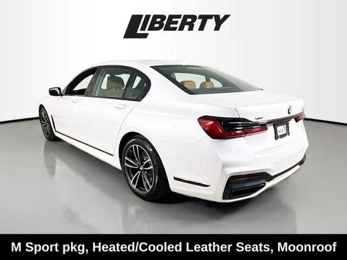 2022 BMW 740 i xDrive