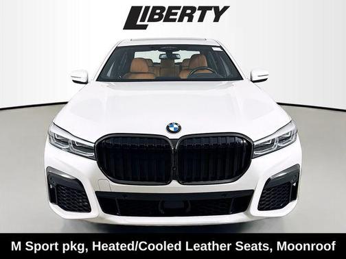 2022 BMW 740 i xDrive