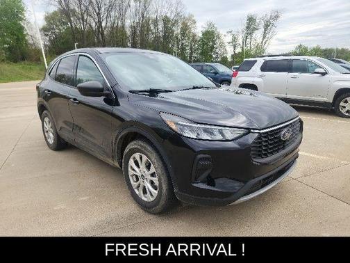 Black Metallic 2023 Ford Escape Active