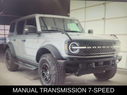 Silver Metallic 2024 Ford Bronco Badlands