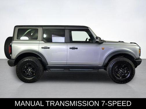 Silver Metallic 2024 Ford Bronco Badlands