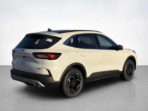2026 Ford Escape Platinum