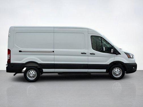 2026 Ford Transit-250 148 WB Medium Roof Cargo