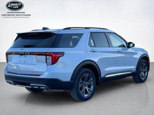 White Metallic 2026 Ford Explorer Active
