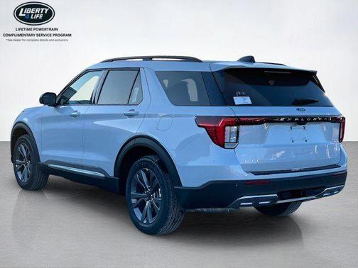 White Metallic 2026 Ford Explorer Active