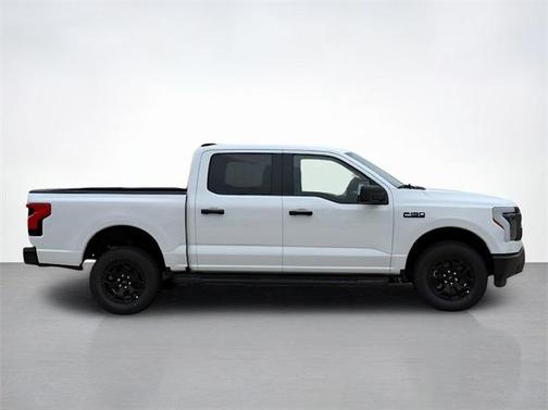2025 Ford F-150 Lightning Pro