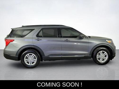 Gray Metallic 2021 Ford Explorer XLT