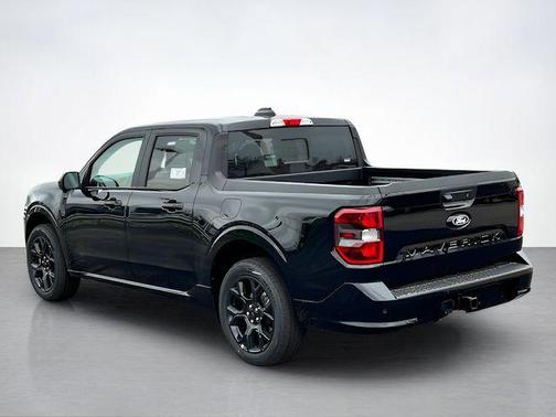 2025 Ford Maverick Lobo High