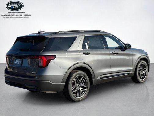 Gray Metallic 2026 Ford Explorer ST-Line