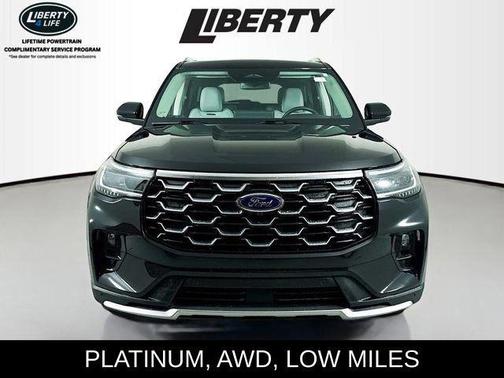 2025 Ford Explorer Platinum