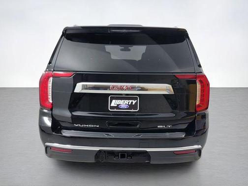 2022 GMC Yukon XL SLT