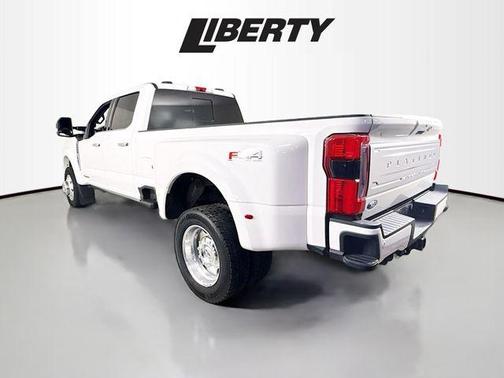 2024 Ford F-450 Platinum