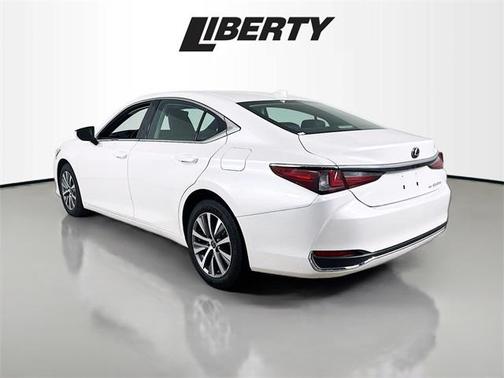 2021 Lexus ES 250 Base