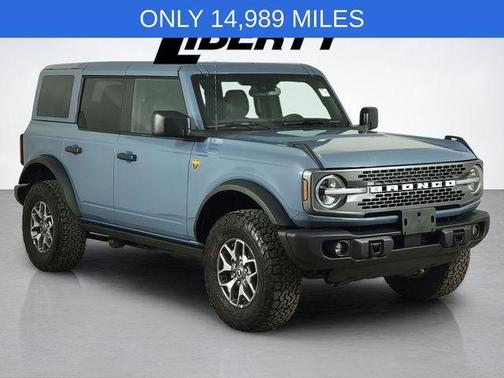 Azure Gray Metallic 2025 Ford Bronco Badlands