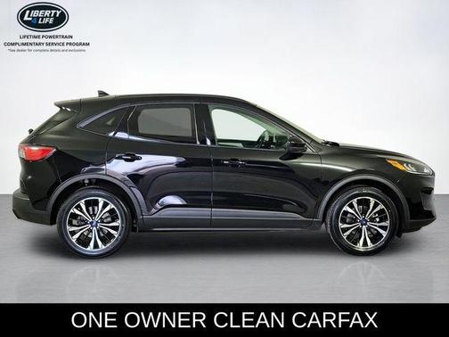 Black Metallic 2022 Ford Escape SE