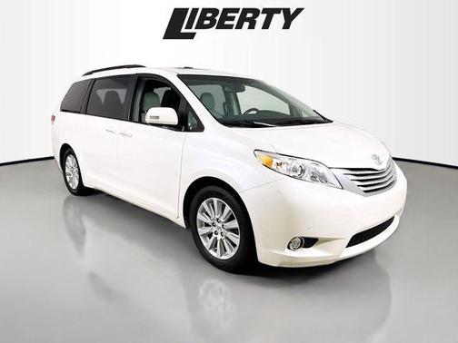2014 Toyota Sienna XLE