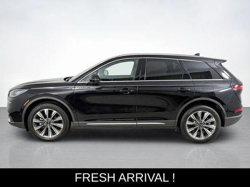 Black Metallic 2022 Lincoln Corsair Reserve