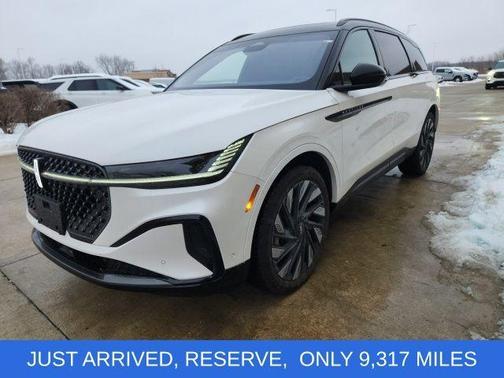 2024 Lincoln Nautilus Reserve