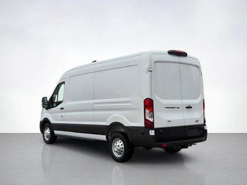 2026 Ford Transit-250 148 WB Medium Roof Cargo