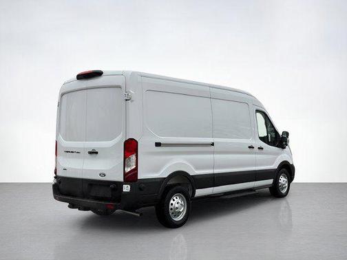 2026 Ford Transit-250 148 WB Medium Roof Cargo