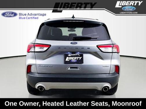 2022 Ford Escape Titanium