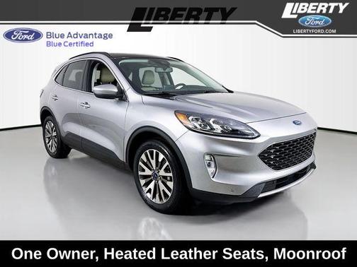 2022 Ford Escape Titanium