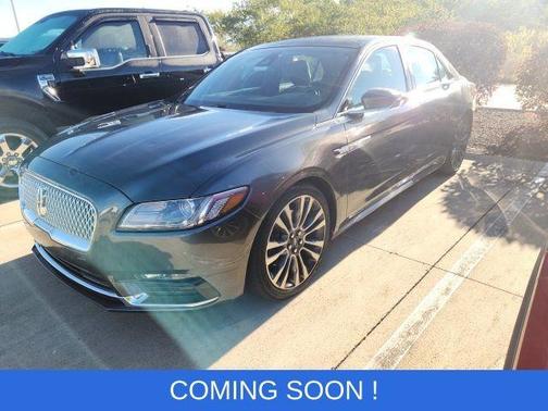 2017 Lincoln Continental Select