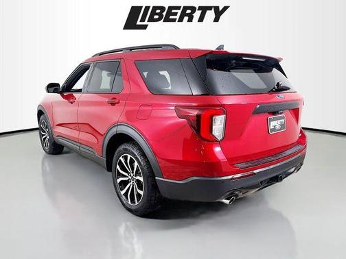 2022 Ford Explorer ST-Line