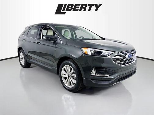2023 Ford Edge Titanium