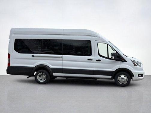2025 Ford Transit-350 XL