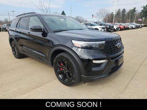 Black 2020 Ford Explorer ST