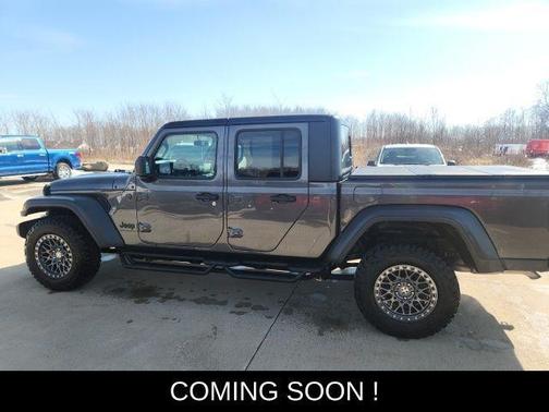 2023 Jeep Gladiator Sport