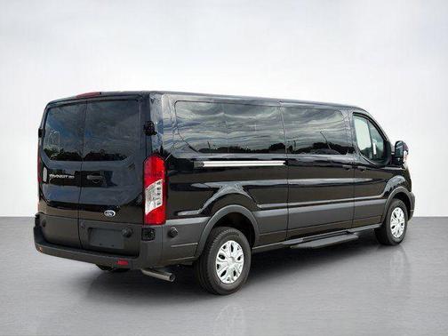 2025 Ford Transit-350 XL