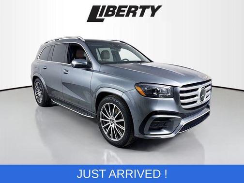 2025 Mercedes-Benz GLS 450 4MATIC