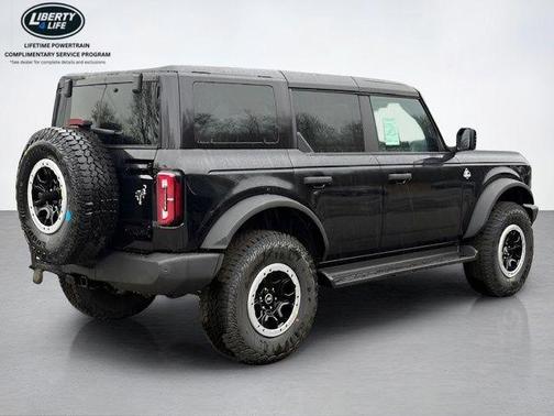 Shadow Black 2026 Ford Bronco Outer Banks