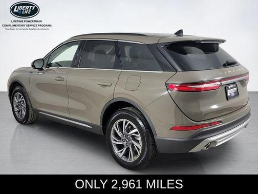 Harbor Gray Metallic 2025 Lincoln Corsair Premiere