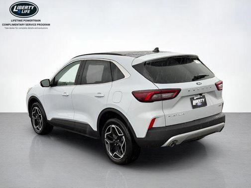 2026 Ford Escape Platinum