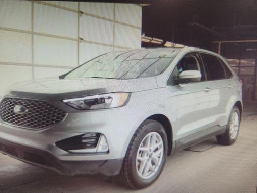 Silver Metallic 2024 Ford Edge SEL
