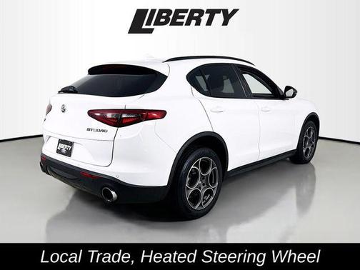 2021 Alfa Romeo Stelvio Base