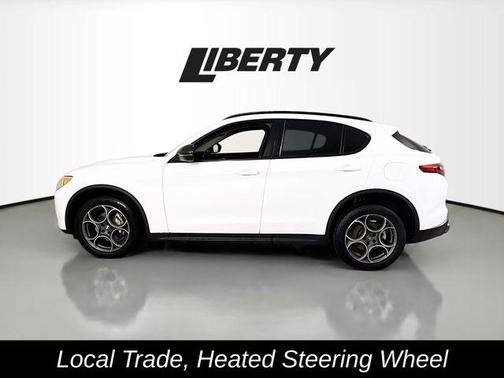 2021 Alfa Romeo Stelvio Base