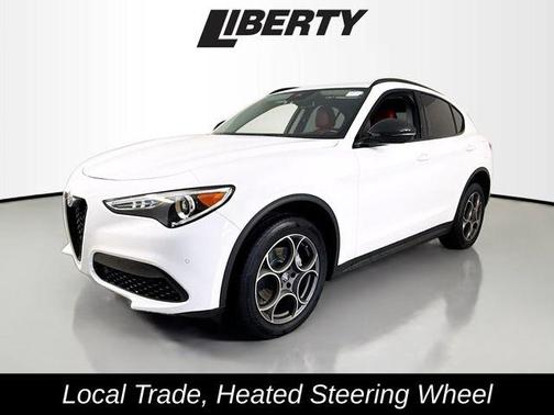 2021 Alfa Romeo Stelvio Base