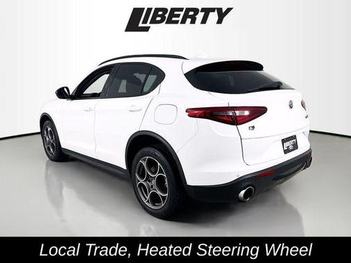 2021 Alfa Romeo Stelvio Base