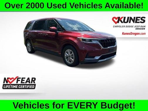 2024 Kia Carnival LX