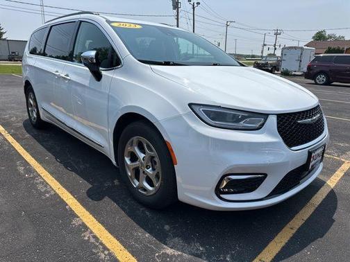 2023 Chrysler Pacifica Limited