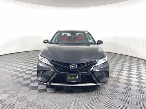 Photo 2 of 27 of 2020 Toyota Camry XSE