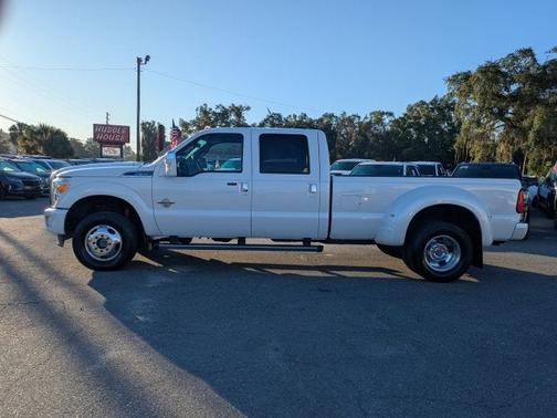 White Platinum Metallic Tri-Coat 2016 Ford F-350 LARIAT