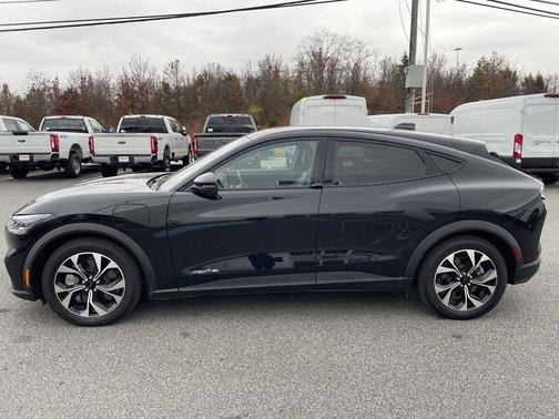 2025 Ford Mustang Mach-E Select