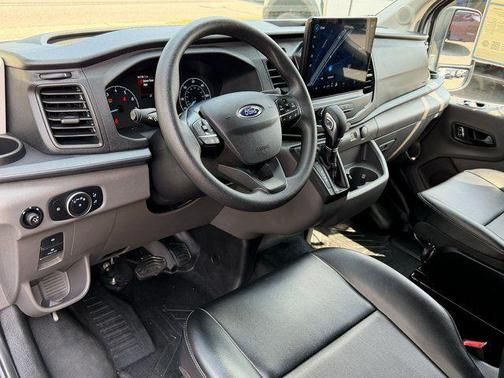 Oxford White 2024 Ford Transit-350 Base